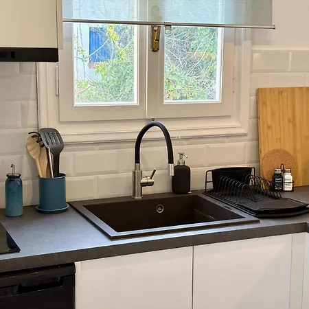 Origins Ii Calm Near & Taverns ピソ ・リバディ