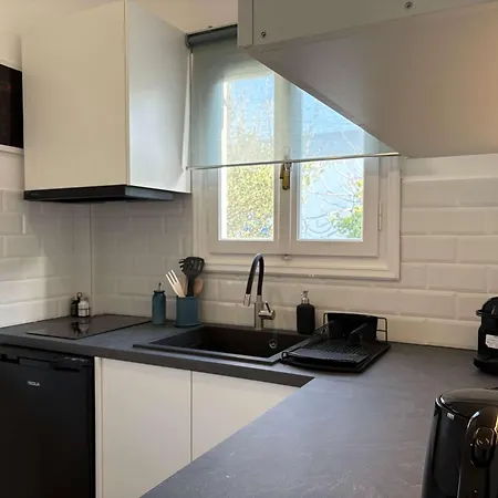 Origins Ii Calm Near & Taverns ピソ ・リバディ